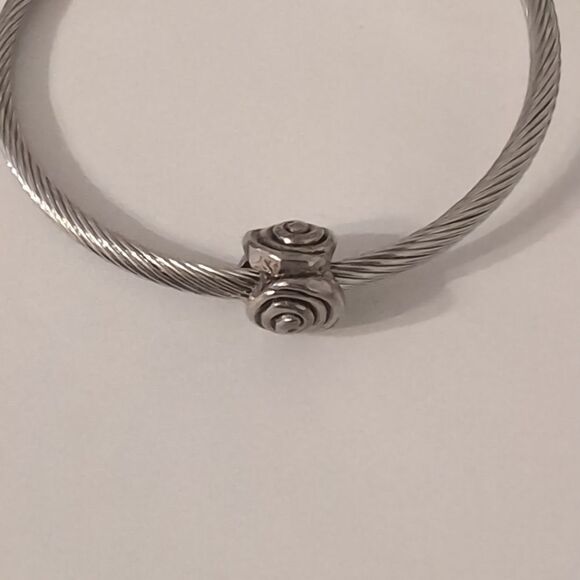 Silver Swirls Charm for Pandora Style Bracelet - Picture 1 of 4